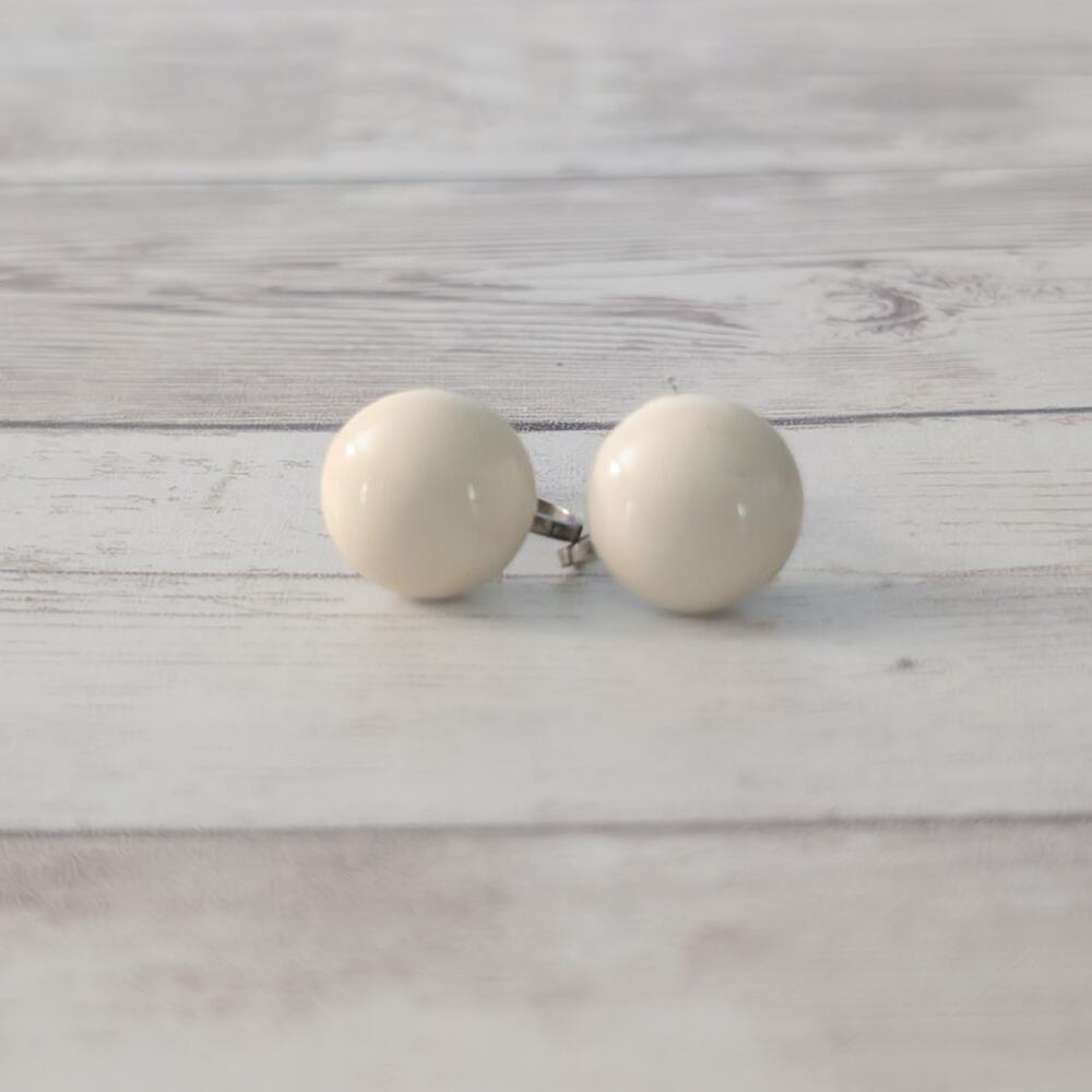 Vintage Screw On Earrings Cream - Just Under 5/8" - Fair Condition